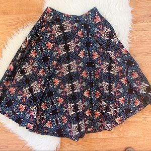 Lindy Bop Full A-line Floral Patterned Skirt XS